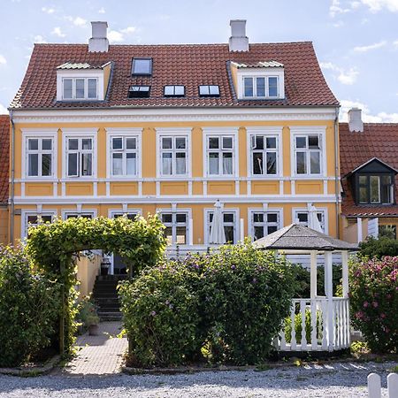 Arnfeldt Hotel Ærøskøbing Esterno foto